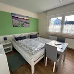 Domi's Gaestehaus * ברגהיים